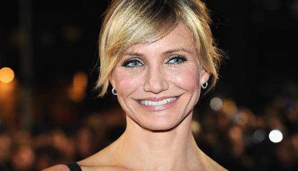 Borítókép: Cameron Diaz smink nélküli fotóval mutatja, hogy magasról tesz az öregedésre