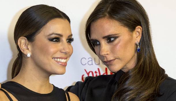 Borítókép: 8 bizonyíték arra, hogy Victoria Beckhamnek mégis van humora