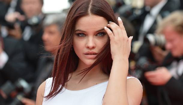 Borítókép: Palvin Barbi igazi bombanő legújabb kampányában - FOTÓK