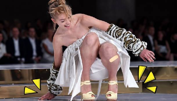 Borítókép: Ilyen művészi esést még egyetlen modelltől sem láttál a kifutón - FOTÓK