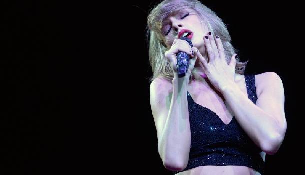 Borítókép: Szakításai tették sikeressé - avagy Taylor Swift legismertebb számai az exekhez