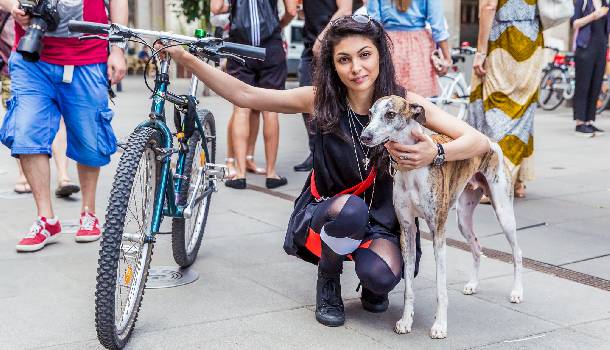 Borítókép: Ismét stílusos bringások tekertek a vörös szőnyegen - FOTÓK