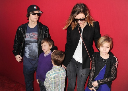 Borítókép: Ki gondolta volna? Sztárok, akik elképesztően jó családapák