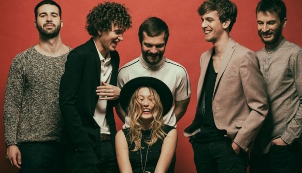 Borítókép: Így készülnek a sztárok a fesztiválra: Blahalouisiana