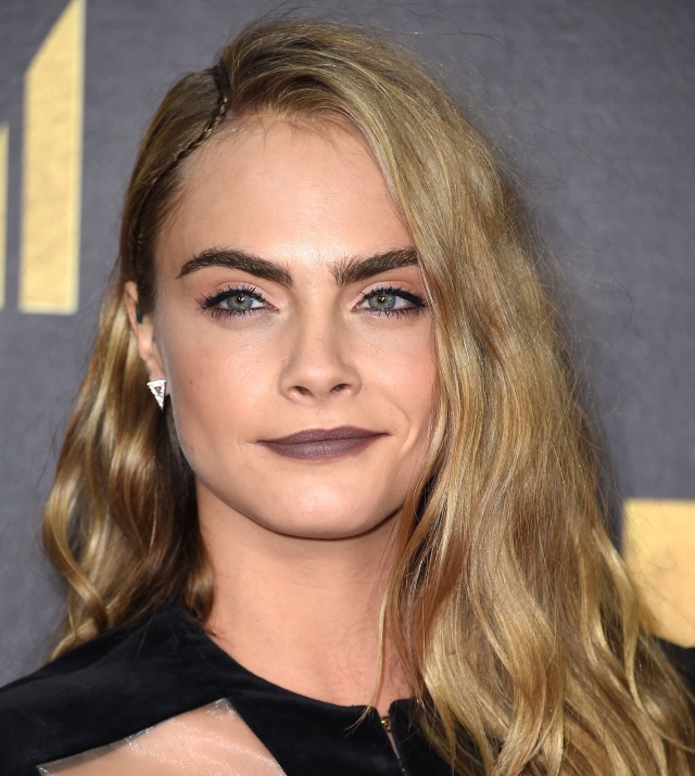 Cara Delevingne és a híres szemöldöke