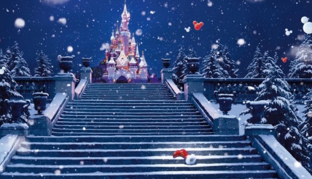 Borítókép: Karácsonyi klasszikust visz a filmvászonra a Disney - Ő lesz a bájos főszereplő