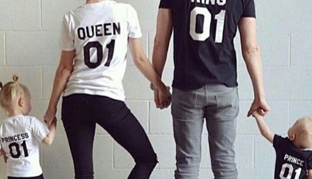 Borítókép: Sztárok, akik fiatalon lettek anyukák