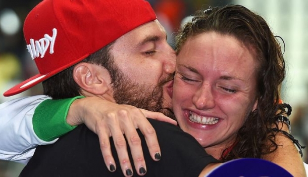 Borítókép: Nem lehet őket nem szeretni: Így táncol és énekel Hosszú Katinka és Shane Tusup