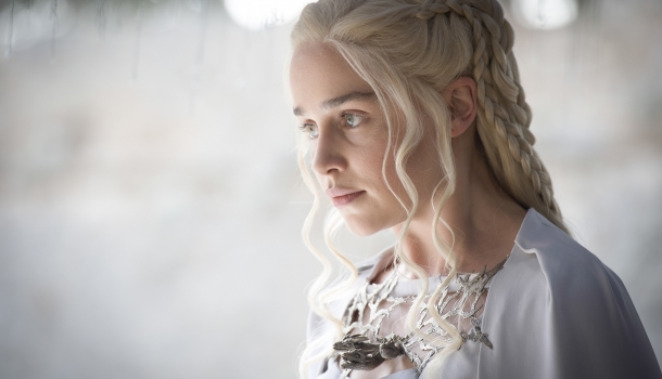 Borítókép: Ékszerek, melyekkel Daenerys-nek érezheted magad