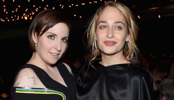 Borítókép: A Csajok sztárjai retusálatlan fehérnemű kampányban mutatták meg testüket