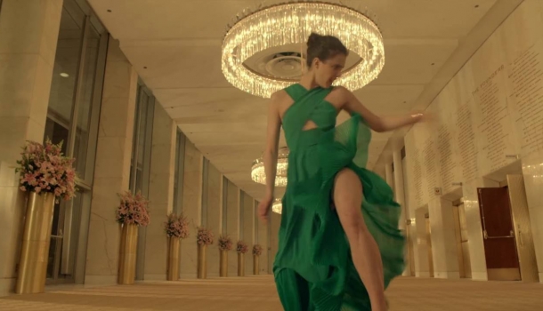 Borítókép: A Kenzo új parfümreklámja tabukat döntöget