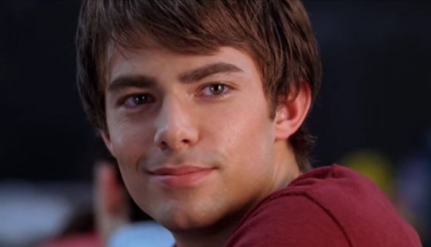 Borítókép: Szerinted még mindig álompasi? Így néz ki most Aaron Samuels a Bajos csajokból