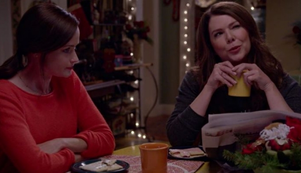 Borítókép: Rajongók, figyelem! Friss fotók kerültek elő a Szívek szállodája folytatásáról