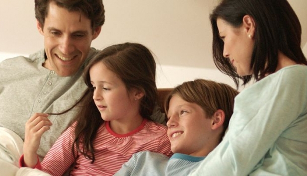 Borítókép: Anya, ezt látnod kell!