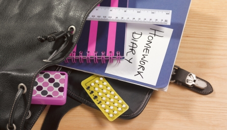 Borítókép: Veszélyes-e a hormonális fogamzásgátló? A szakértő válaszol