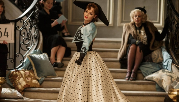 Borítókép: Itt a divatrajongók új kedvenc sorozata