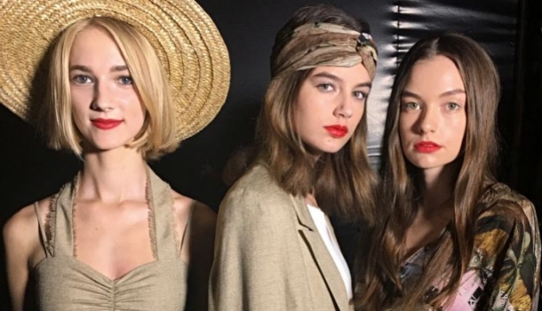 Borítókép: Epres Pannival a kulisszák mögött: Nézd vissza a divathét legizgalmasabb pillanatait