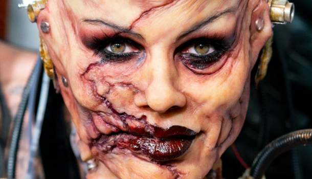 Borítókép: Idén vajon mi lesz? Heidi Klum eddigi legbetegebb Halloween jelmezei