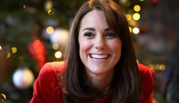 Borítókép: Ez a színésznő fogja alakítani Katalin hercegnét a királyi családról készülő sorozatban