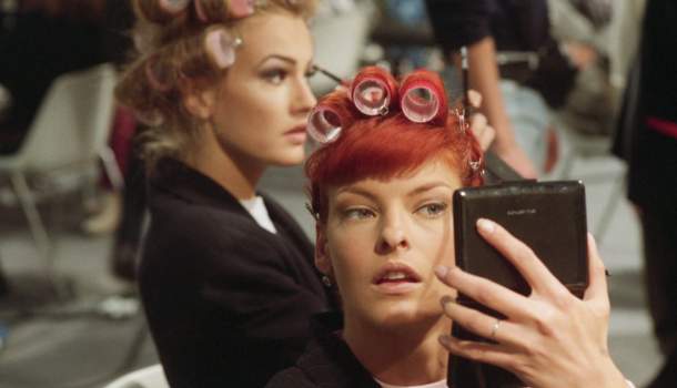 Borítókép: A nagy kérdés: A korrektort alapozás előtt vagy után kell használni? 