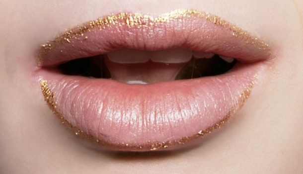 Borítókép: Íme a legszebb rúzsozási trend az ünnepi időszakra
