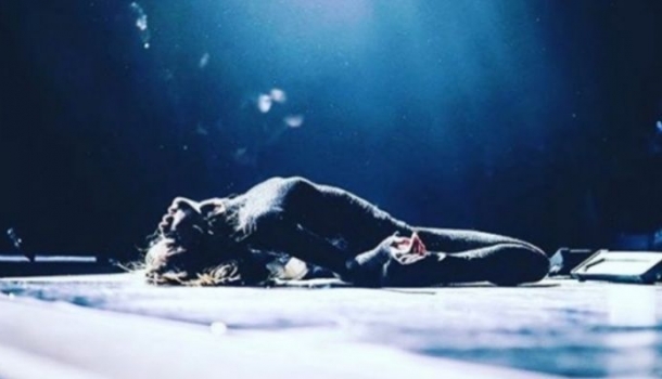 Borítókép: Egy sztár mind felett: Ezek az év legtöbbet lájkolt Instagram-fotói