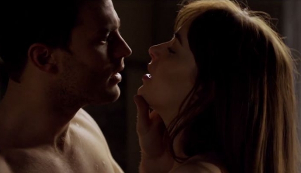 Borítókép: Itt a folytatás! A sötét ötven árnyalata második trailere még forróbb, mint az előző