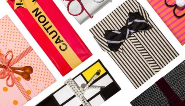 Borítókép: 10 zseniális GIF, amivel bárki megtanulhat hibátlanul ajándékot csomagolni