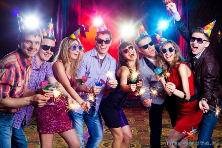 Borítókép: Napi horoszkóp december 31.: az Ikrek váratlan helyzetbe kerülnek, a Szüzek valakivel szorosabbra fűzhetik a szálakat