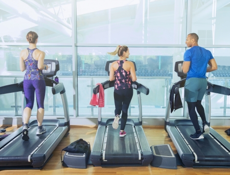 Borítókép: Így égethetsz több kalóriát a futópadon