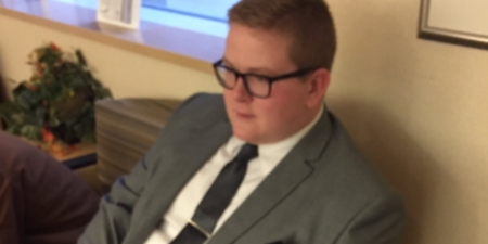 Borítókép: Egy úr a kórházban is úr!