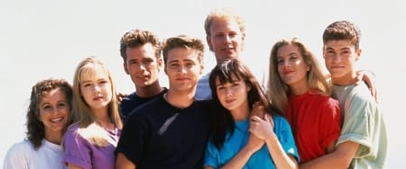 Borítókép: Wow! Így néz ki a Beverly Hills 90210 sármos színészének fia