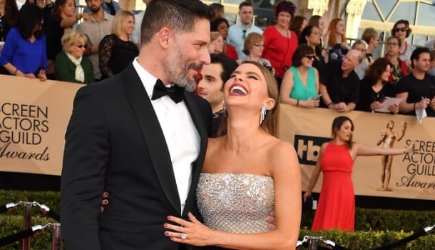 Borítókép: Lopott csókok és szerelmes pillantások: a legédesebb sztárpárok a SAG díjátadón
