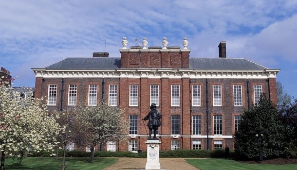 Borítókép: Persze, hogy te is férjhez mehetsz Katalin és Vilmos palotájában! 