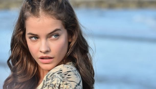 Borítókép: Új szőke frizurával sokkolta követőit Palvin Barbi az Instagarmon - FOTÓ