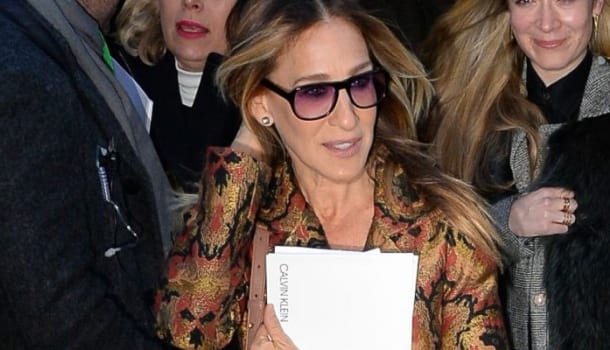 Borítókép: Nem tud hibázni! SJP merész cipőválasztásától teljesen odavagyunk