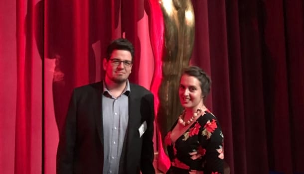 Borítókép: Megnéztük az Oscar-jelölt magyar rendező feleségének hollywoodi ruhatárát