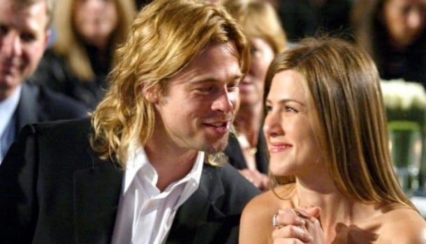 Borítókép: Tény, Brad Pitt SMS-t írt Jennifer Anistonnak, de vajon mi lehetett az üzenet? - Íme az 5 teória!