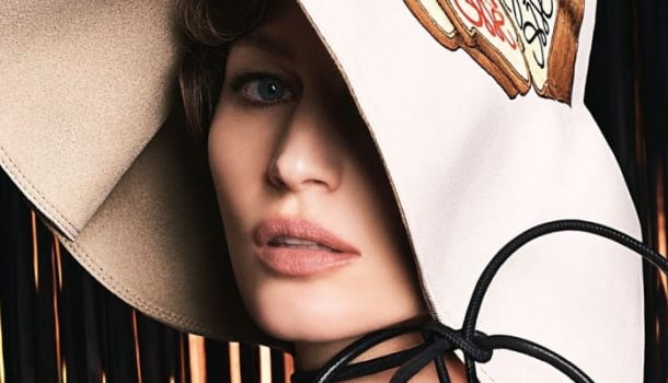 Borítókép: A nagy visszatérés! Gisele Bündchen újra modellkedik és továbbra is lenyűgöző