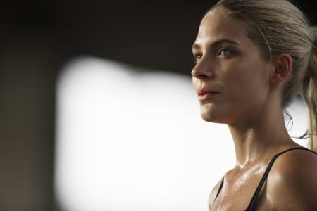 Borítókép: Bocsi, de a nők is legalább annyira izzadnak, mint a pasik!