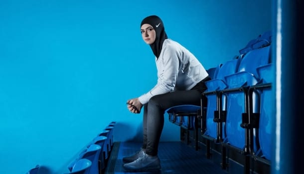 Borítókép: Itt a sporthidzsáb, hogy a muszlim nők is kényelmesen edzhessenek