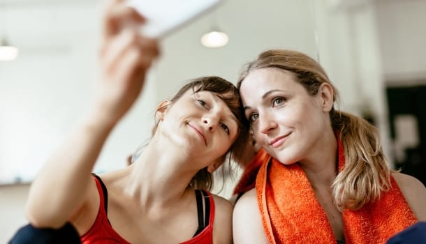 Borítókép: Néha 5 perc is elég! Fitneszszakértők 11 apró titka, amelyektől a legrohanósabb napokon is formában maradnak