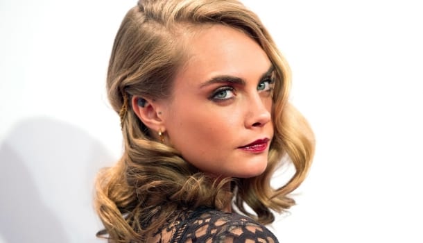 Borítókép: Cara Delevingne könyvet írt
