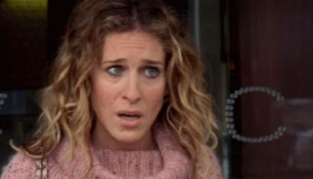 Borítókép: Nehogy ilyet vegyél! Tanulságos fotók bizonyítják, hogy hordhatatlan a tavasz egyik legtrendibb cipője