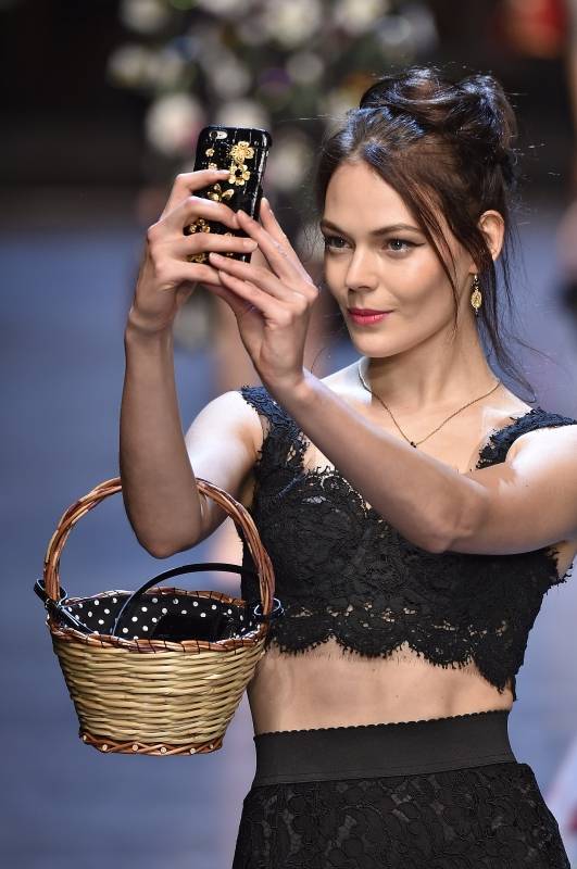 MILAN, ITALY - SEPTEMBER 27: Accessories a bag detail on the runway at the Dolce & Gabbana Spring Summer 2016 fashion show during Milan Fashion Week on September 27, 2015 in Milan, Italy. (Photo by Catwalking/Getty Images)