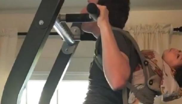 Borítókép: 17 híres ember, akinek a gyerekei segítenek formában maradni