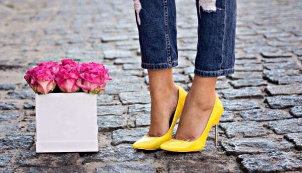 Borítókép: 7 hasznos öltözködési tipp alacsony nők számára