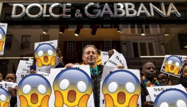 Borítókép: Áll a bál! A Dolce & Gabbana új tornacipőjén háborog az internet - Szerinted jogosan?