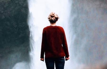 Borítókép: Stresszcsökkentés magasfokon: íme 24 mantrába hajló tipp