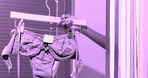 Borítókép: Egy fotó, amit minden lány ért, aki nehezen talál magának fürdőruhát